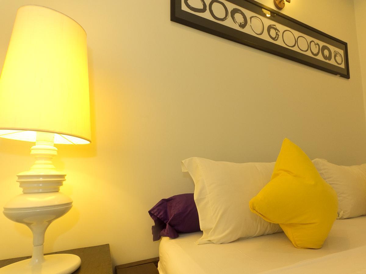 One Up - Banana Hotel Phnom Penh Extérieur photo
