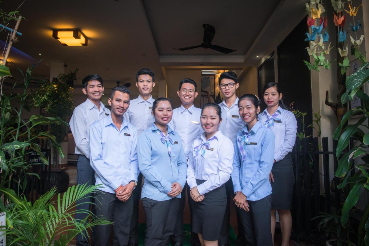 One Up - Banana Hotel Phnom Penh Extérieur photo