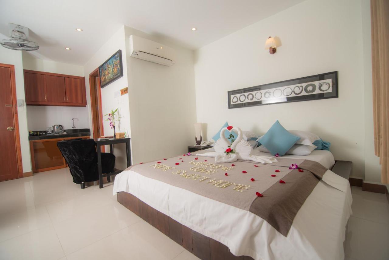 One Up - Banana Hotel Phnom Penh Extérieur photo