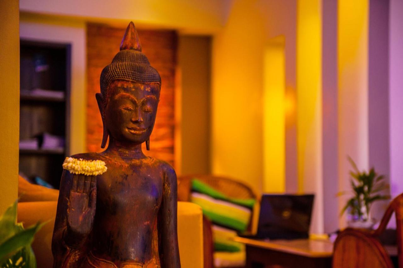 One Up - Banana Hotel Phnom Penh Extérieur photo